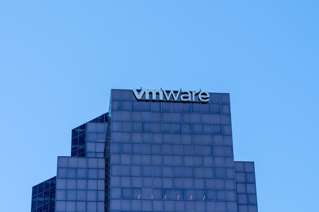 Ransomware Actors Exploit SSH Tunneling for VMware ESXi Access: What SOC Teams Need to&nbsp;Know